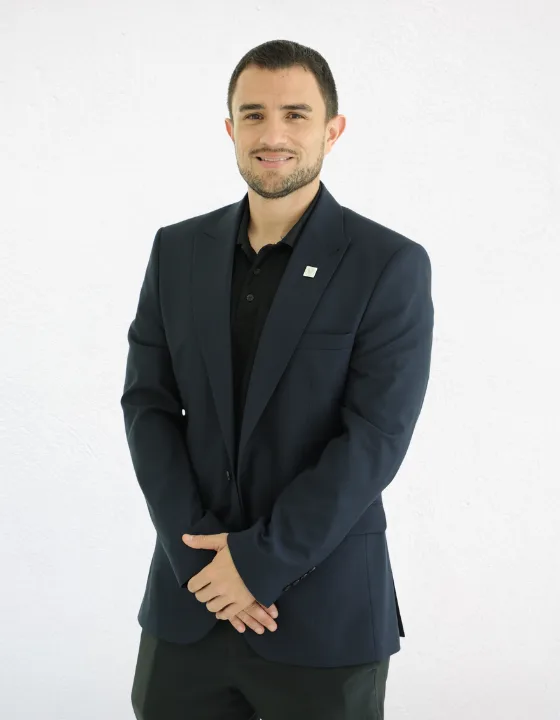 GUILLERMO QUESADA